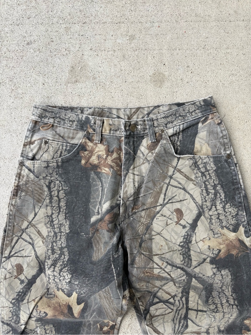 Vintage Wrangler Rugged Wear Realtree Hardwoods Camo Pants - 32x30 - Picture 6 of 6